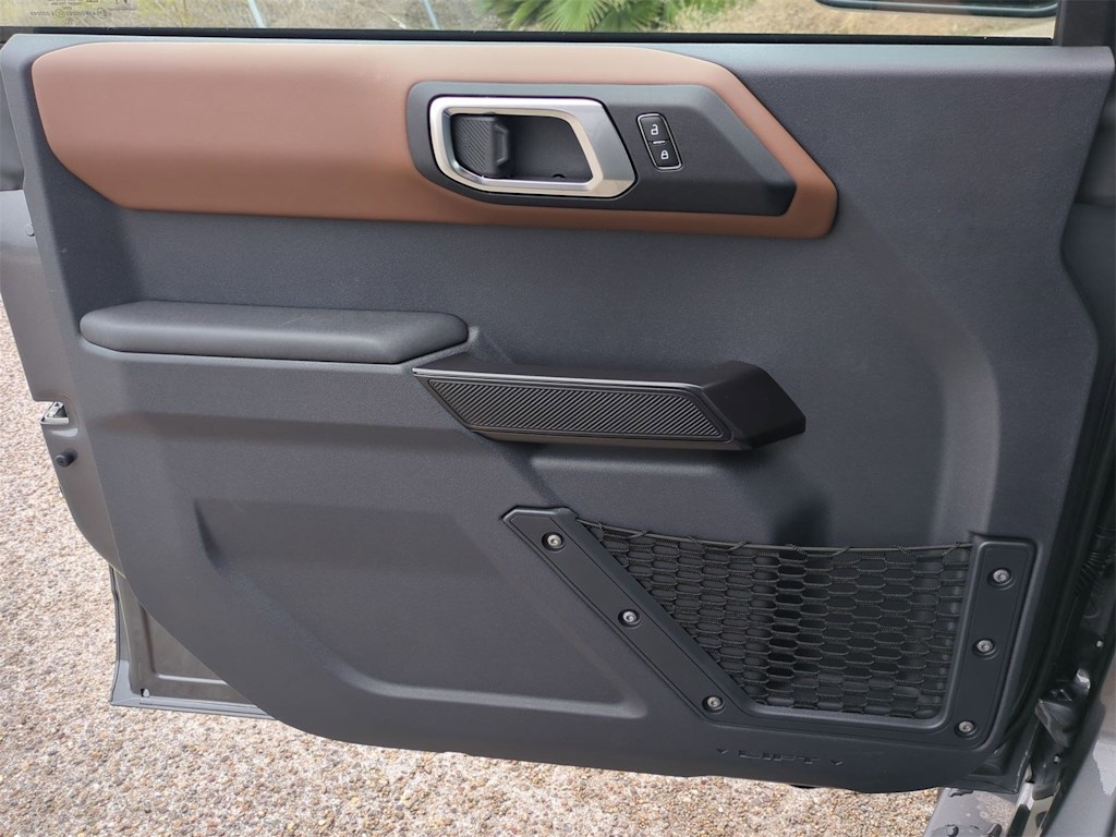 Thumbnail: 2024 Ford Bronco - 31