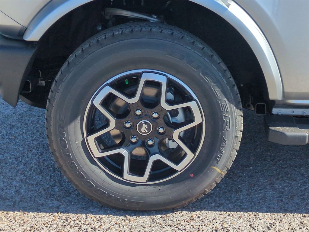 Thumbnail: 2024 Ford Bronco - 8