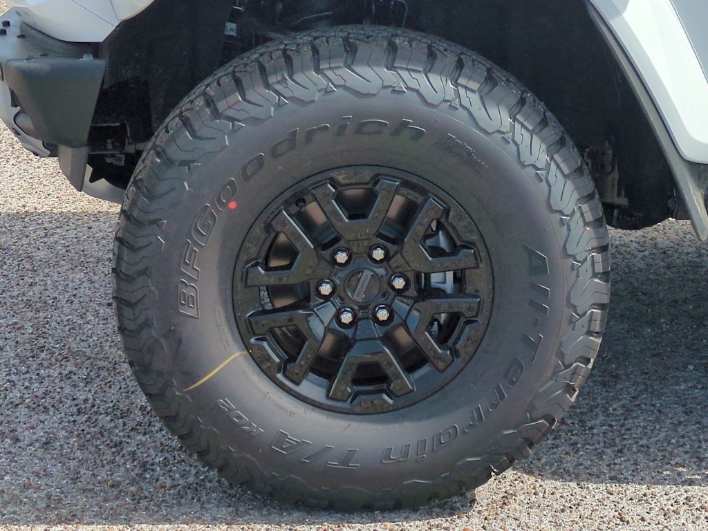 Thumbnail: 2026 Ford Bronco - 7