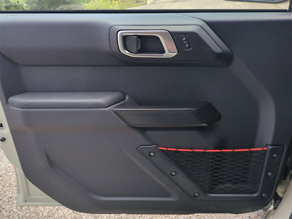 Thumbnail: 2025 Ford Bronco - 31