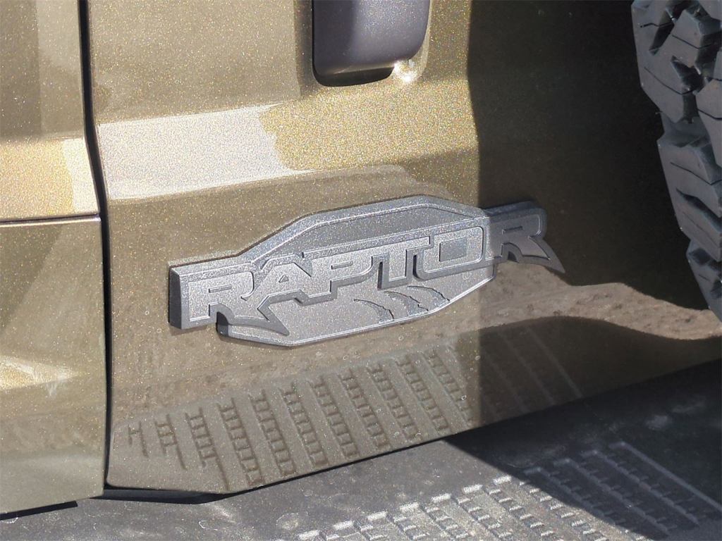 Thumbnail: 2025 Ford Bronco - 34