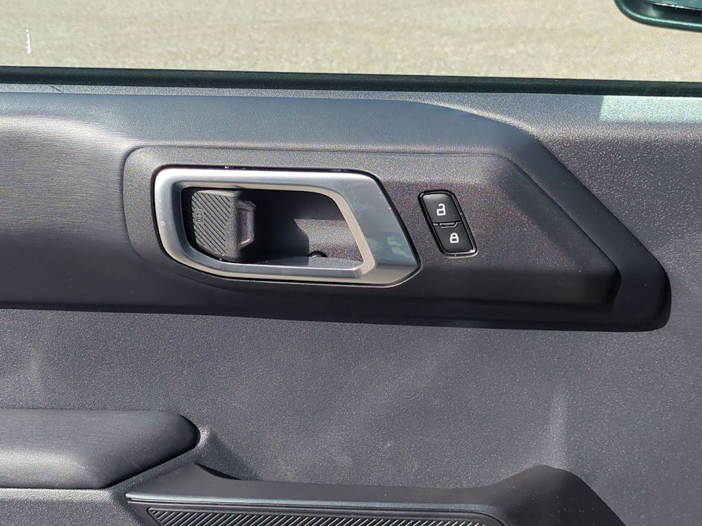 Thumbnail: 2025 Ford Bronco - 32