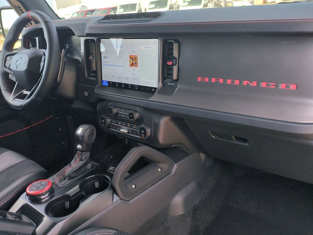 Thumbnail: 2025 Ford Bronco - 14