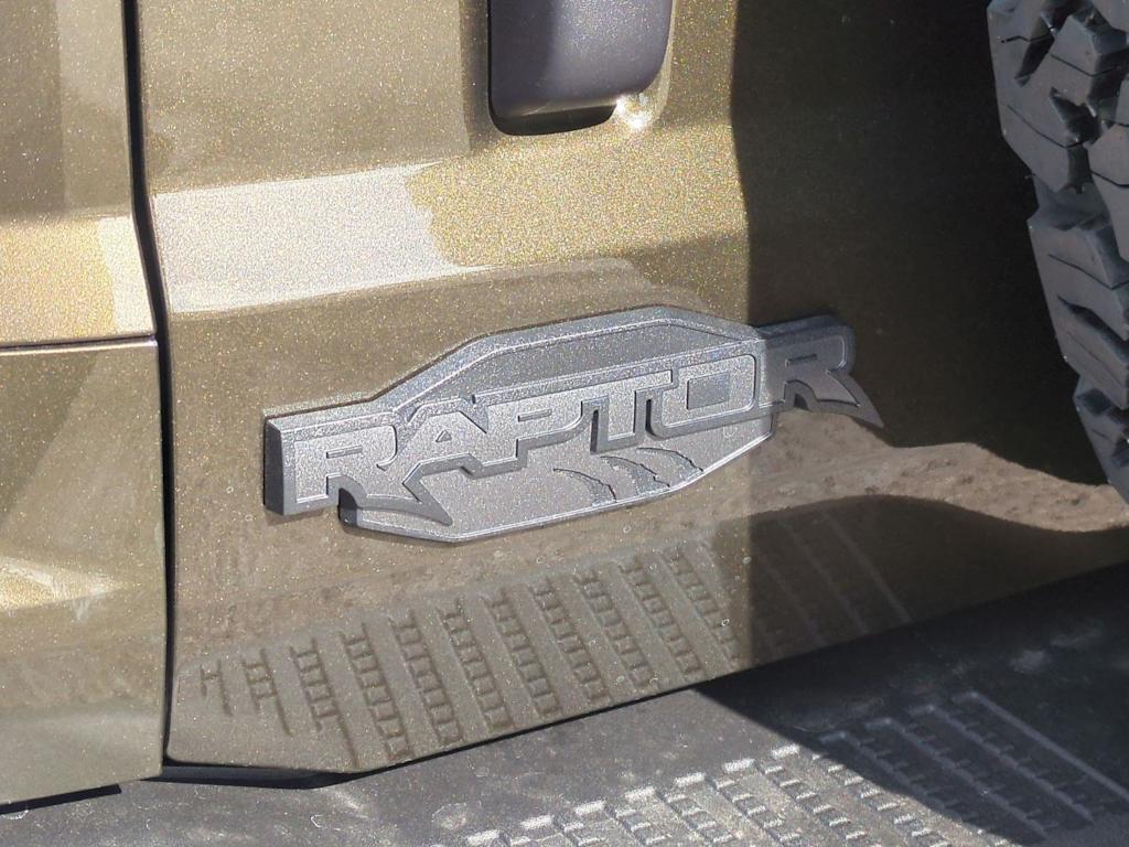 Thumbnail: 2025 Ford Bronco - 7