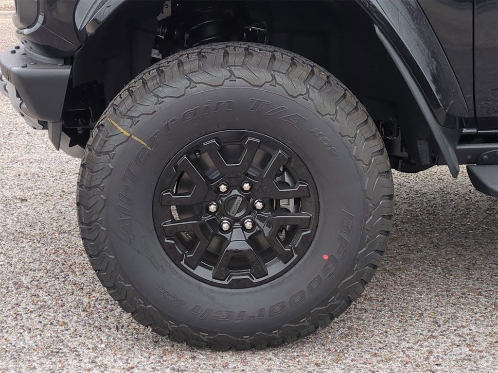 Thumbnail: 2025 Ford Bronco - 6