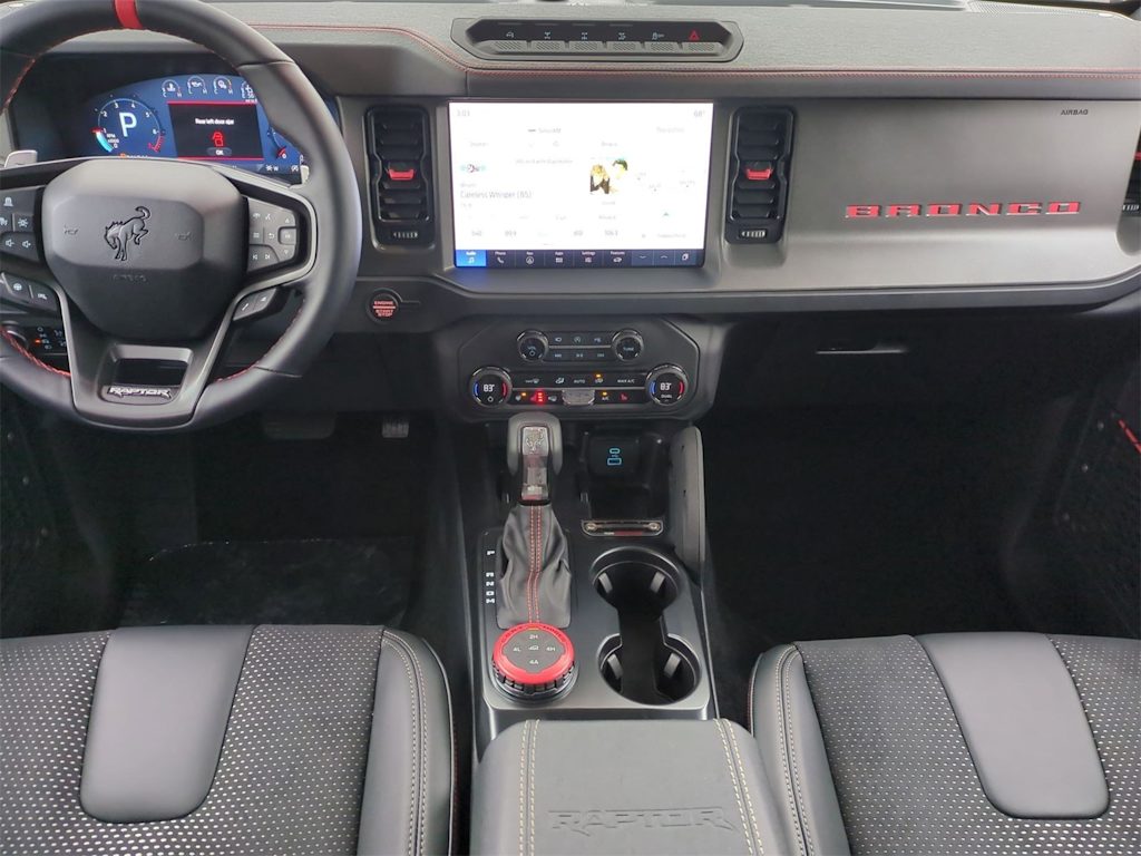 Thumbnail: 2025 Ford Bronco - 8