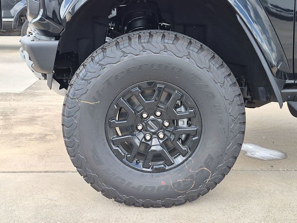 Thumbnail: 2026 Ford Bronco - 8