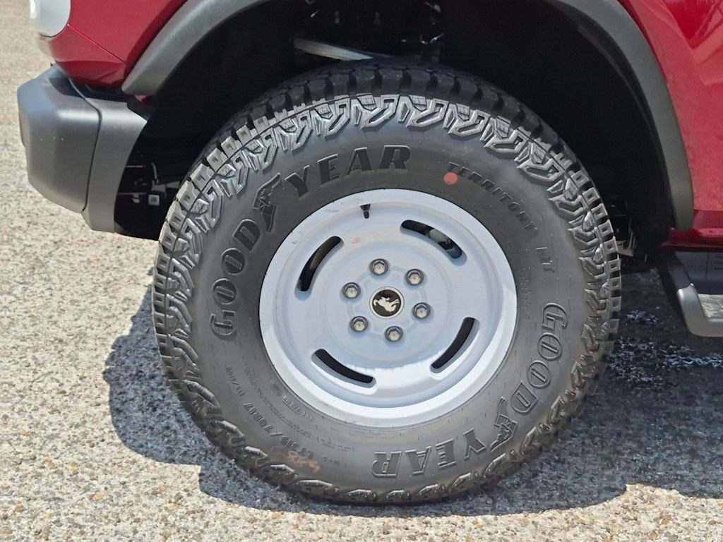 Thumbnail: 2026 Ford Bronco - 8
