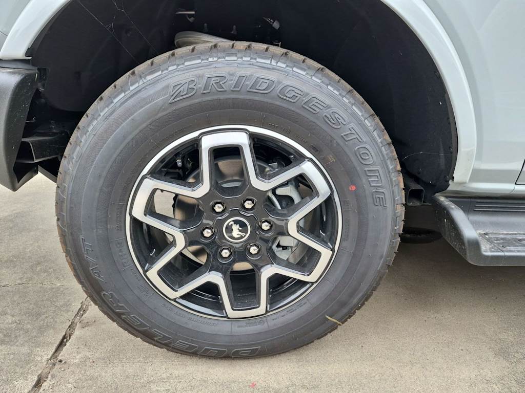 Thumbnail: 2026 Ford Bronco - 8