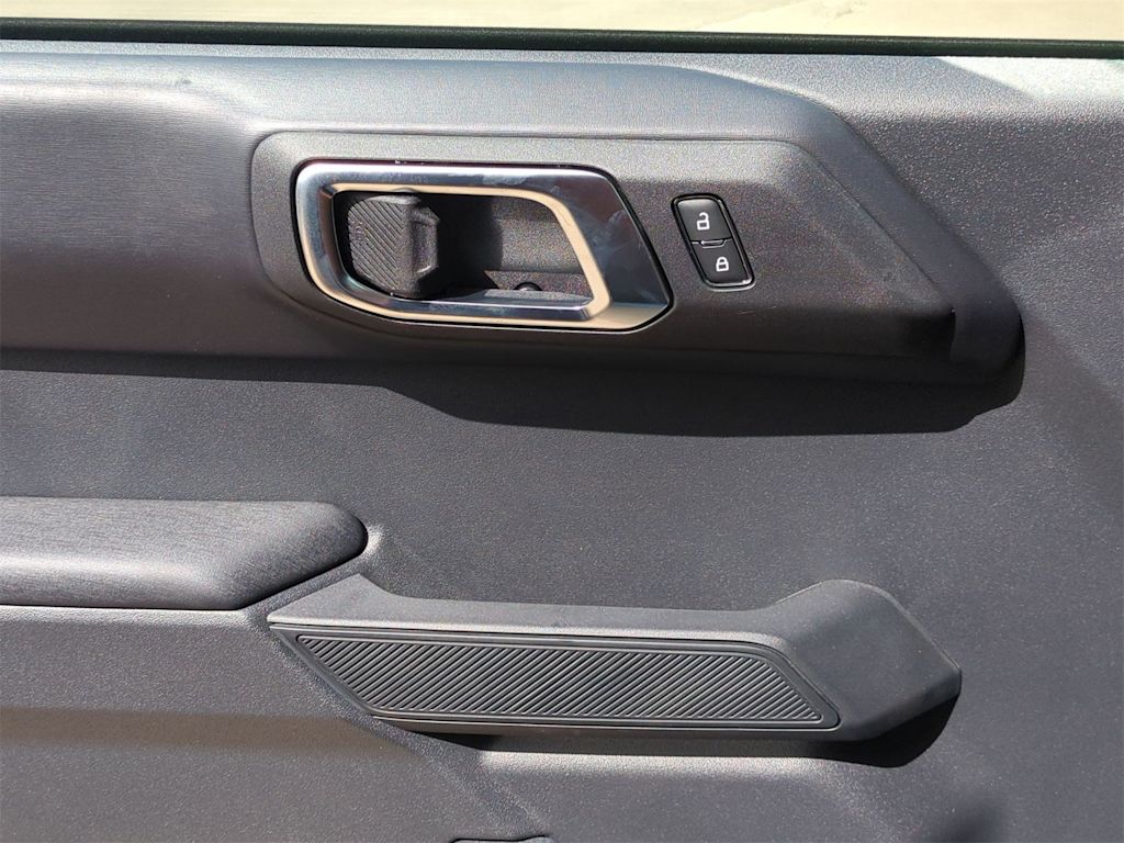 Thumbnail: 2025 Ford Bronco - 32