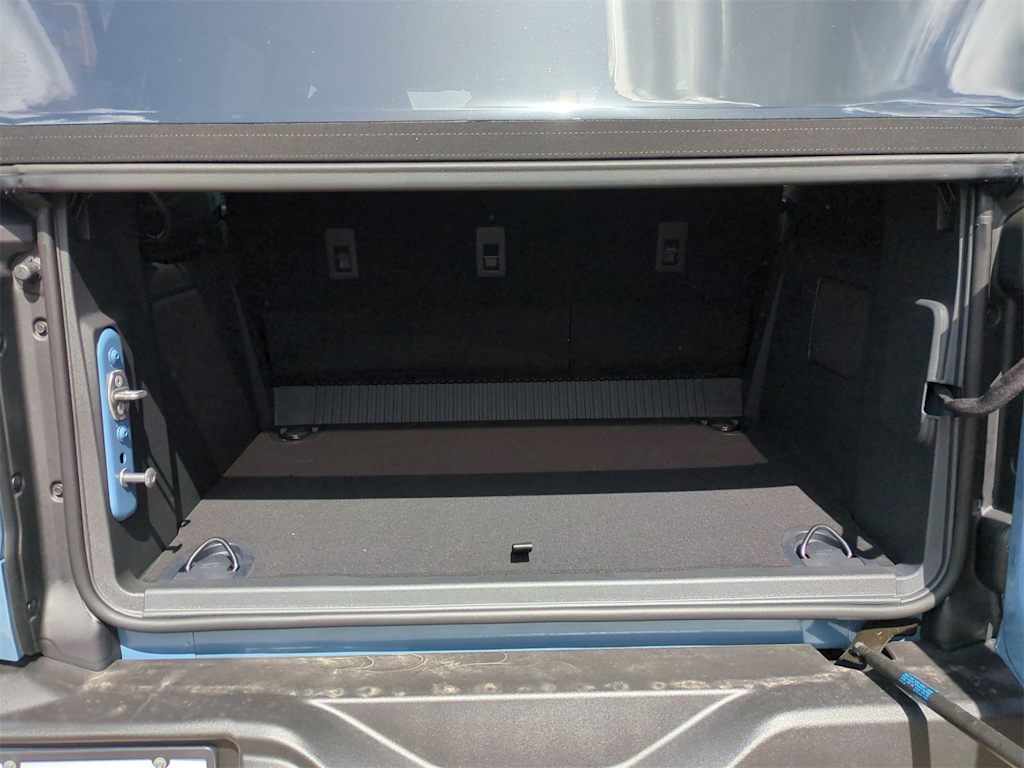 Thumbnail: 2025 Ford Bronco - 17