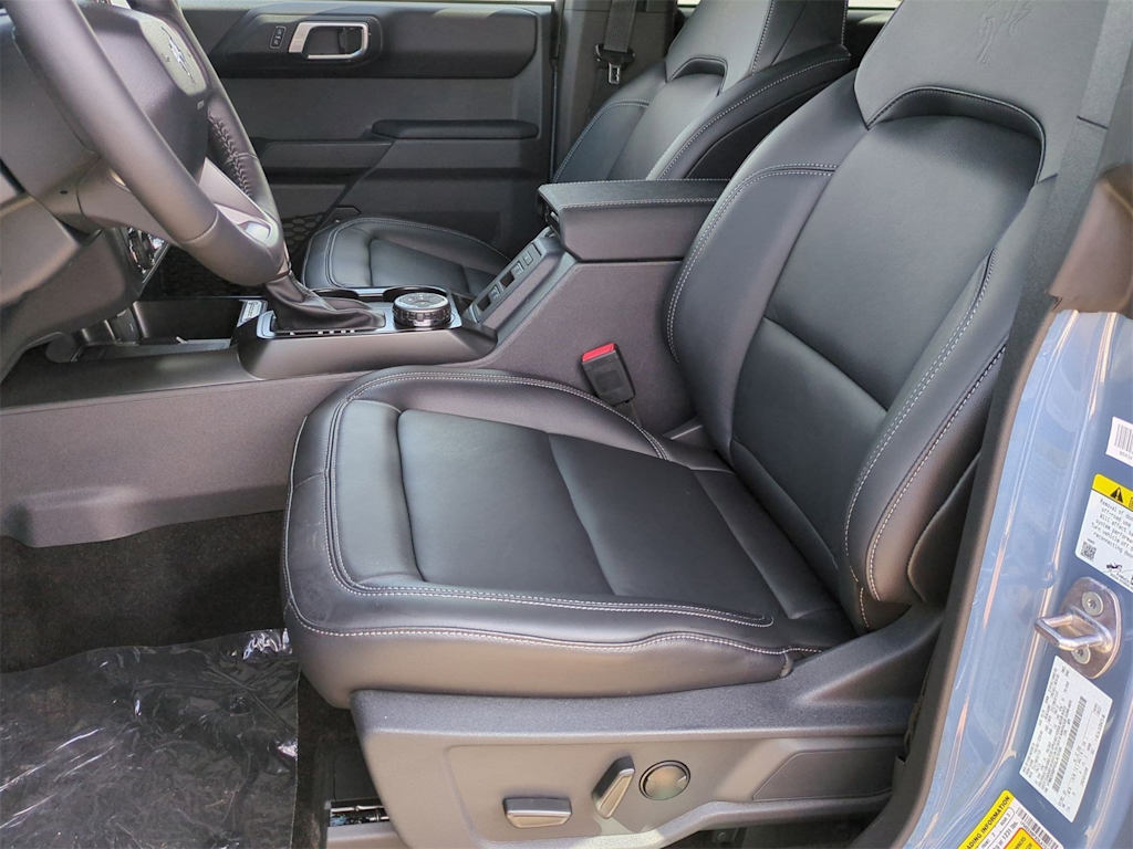 Thumbnail: 2025 Ford Bronco - 10