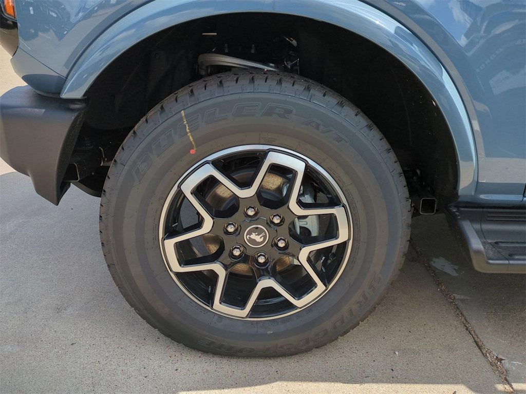 Thumbnail: 2025 Ford Bronco - 7