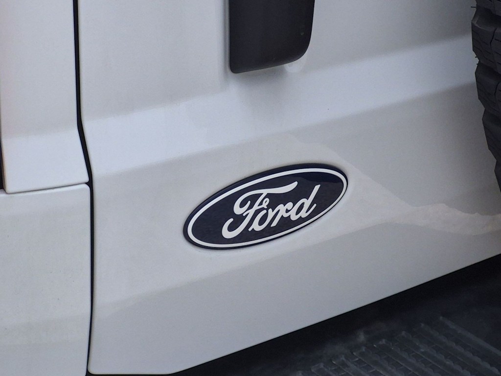 Thumbnail: 2026 Ford Bronco - 6
