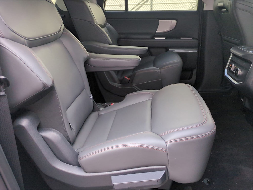 Thumbnail: 2025 Ford Expedition MAX - 33