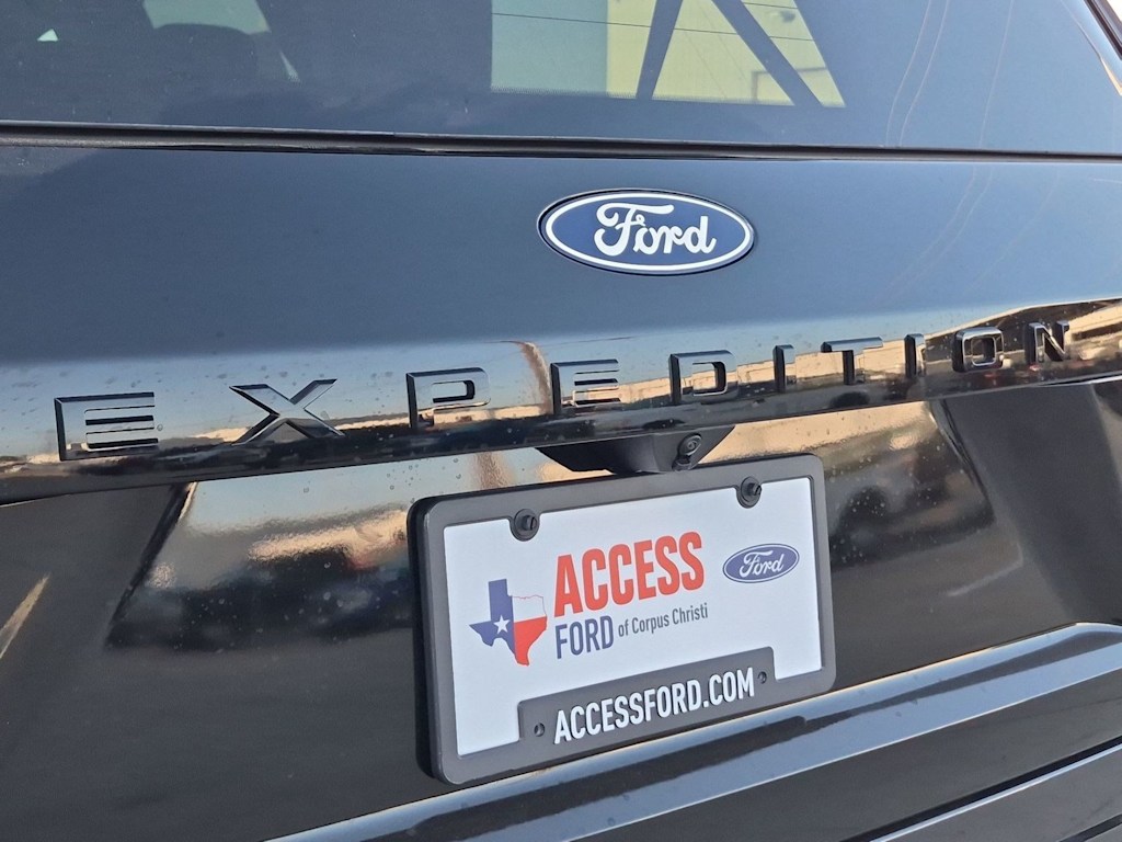 Thumbnail: 2027 Ford Expedition MAX - 35
