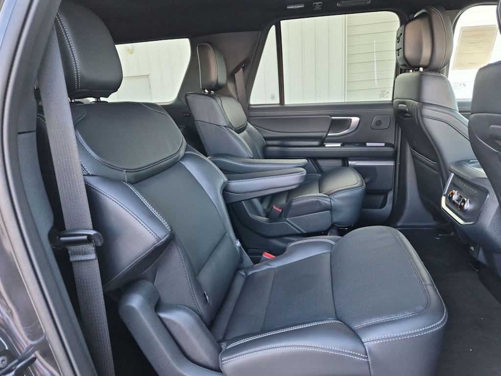 Thumbnail: 2027 Ford Expedition MAX - 34