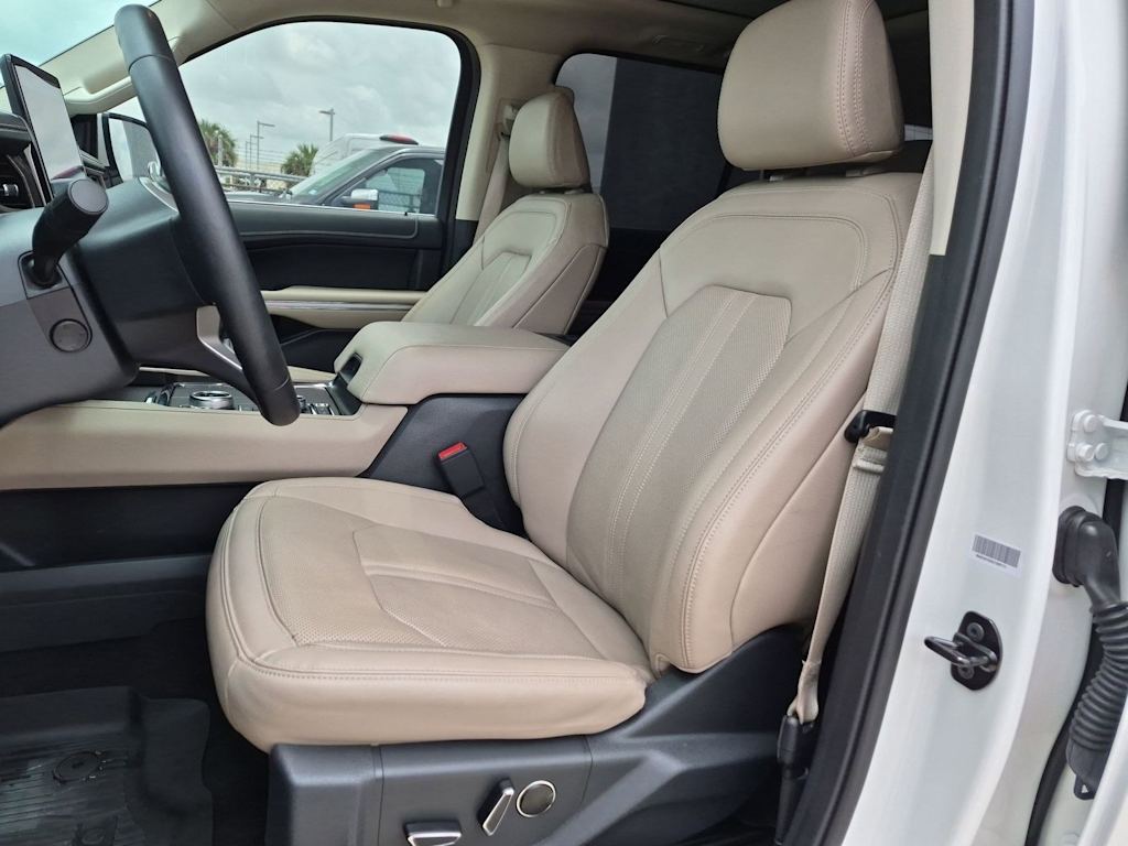 Thumbnail: 2024 Ford Expedition MAX - 11