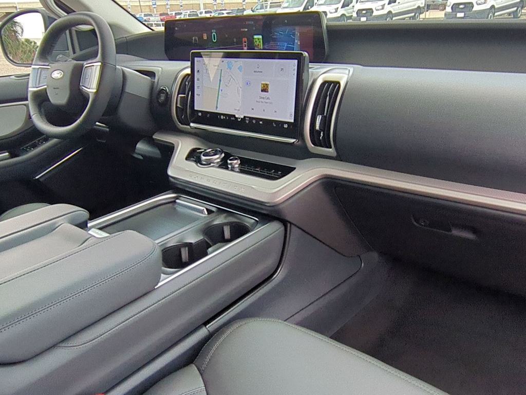 Thumbnail: 2026 Ford Expedition - 13