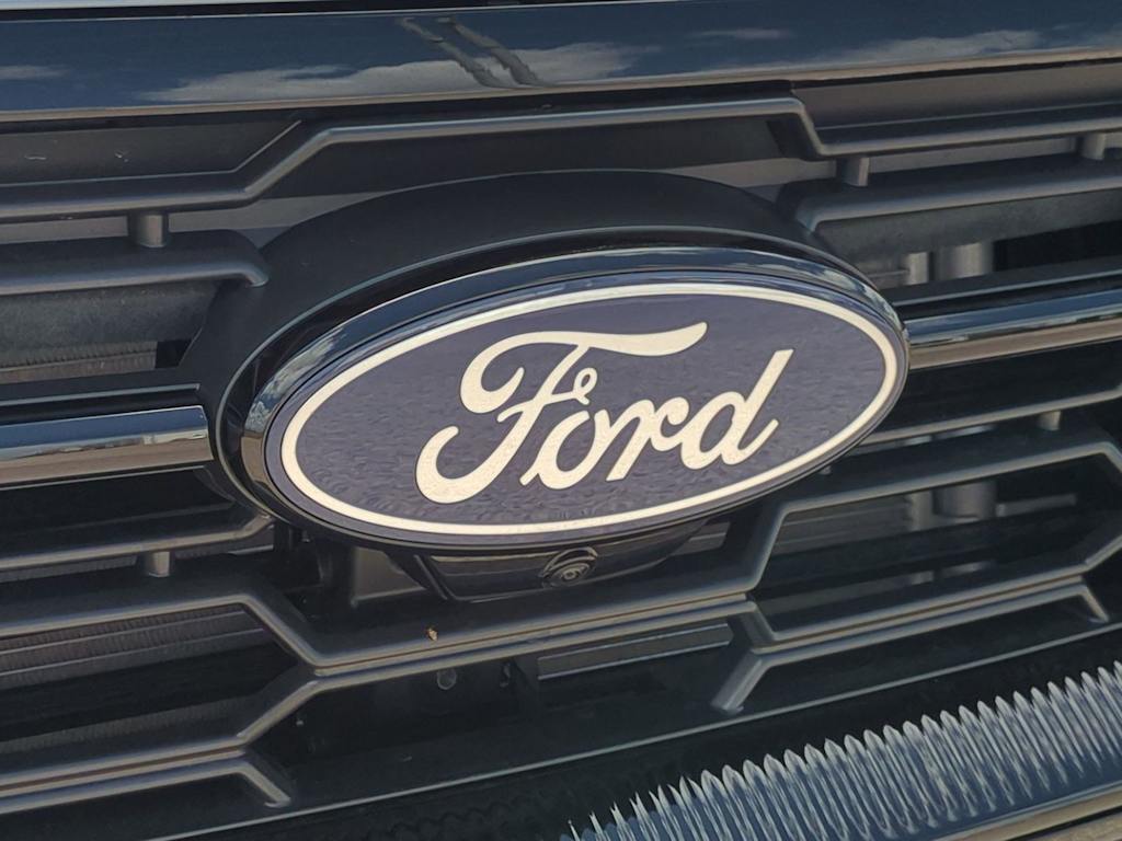 Thumbnail: 2026 Ford Expedition - 32