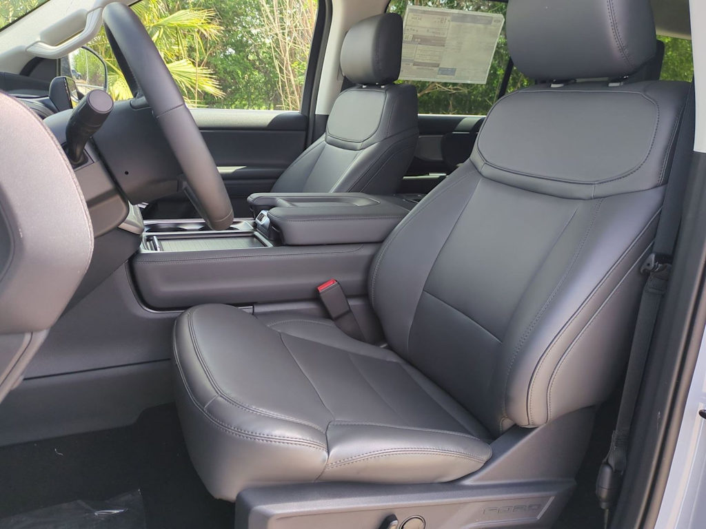 Thumbnail: 2026 Ford Expedition - 10