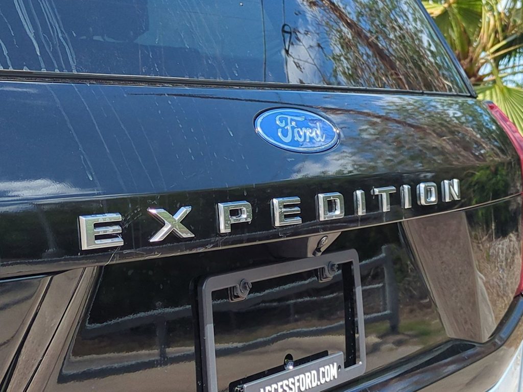 Thumbnail: 2026 Ford Expedition - 33