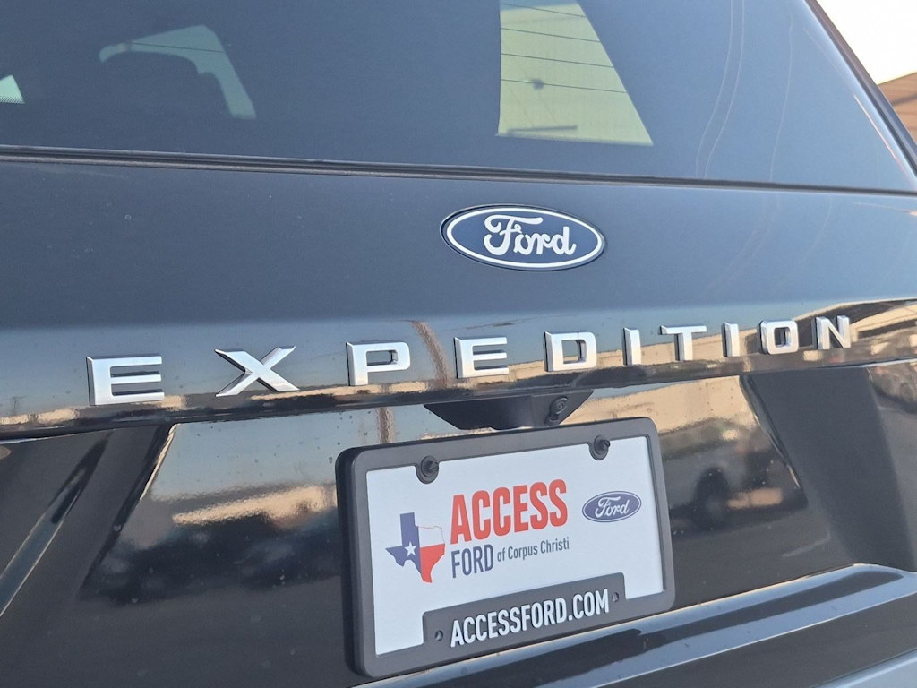 Thumbnail: 2027 Ford Expedition - 34