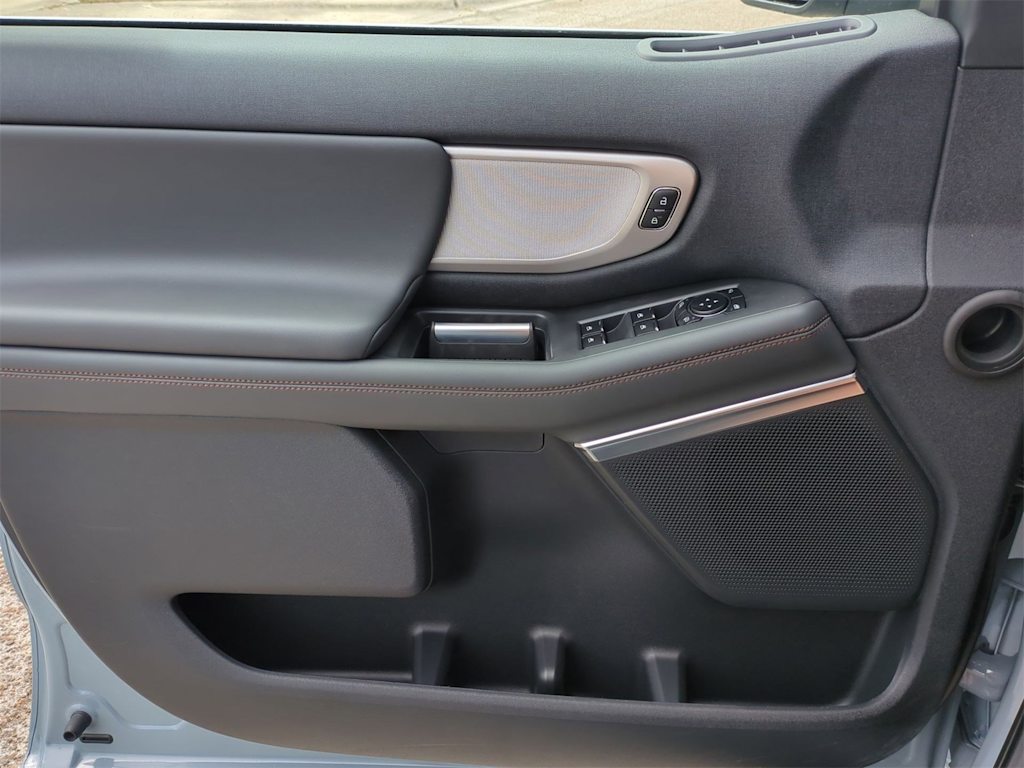 Thumbnail: 2025 Ford Expedition - 31