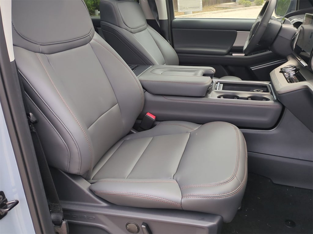 Thumbnail: 2025 Ford Expedition - 12