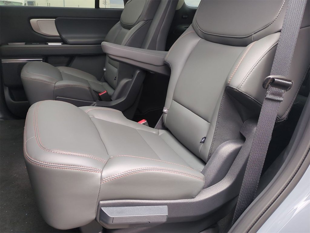 Thumbnail: 2025 Ford Expedition - 33