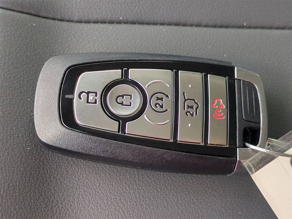 Thumbnail: 2025 Ford Expedition - 16