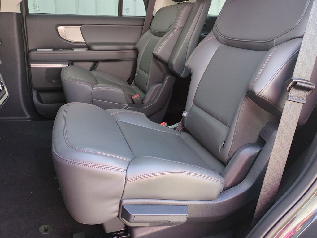 Thumbnail: 2025 Ford Expedition - 12