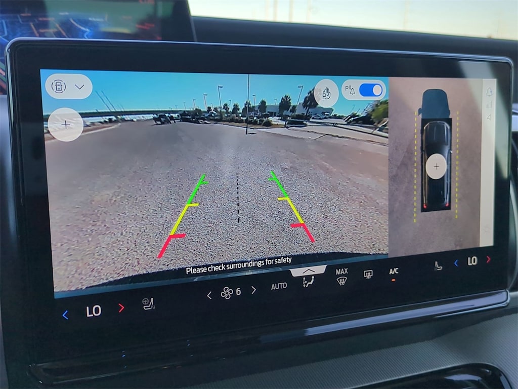 Thumbnail: 2025 Ford Expedition - 25