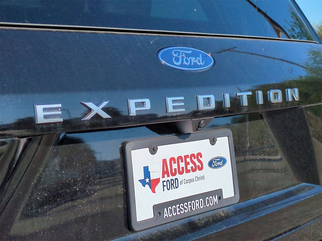 Thumbnail: 2025 Ford Expedition - 35