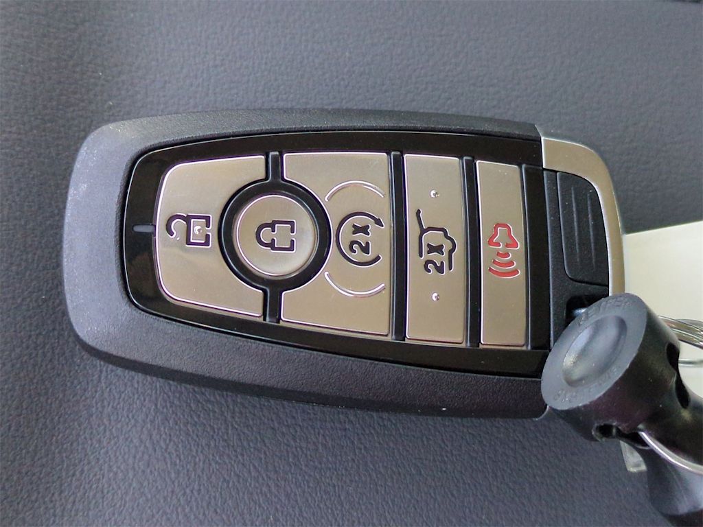 Thumbnail: 2025 Ford Expedition - 17