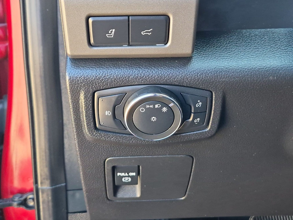 Thumbnail: 2020 Ford Expedition - 29