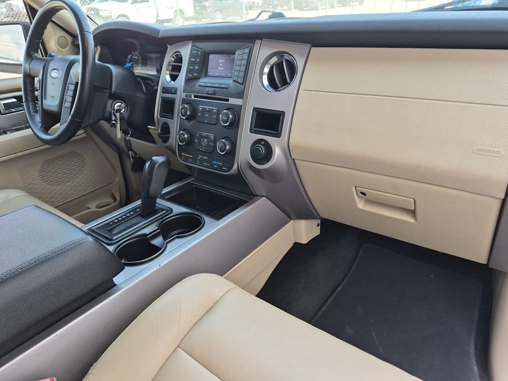 Thumbnail: 2017 Ford Expedition - 12