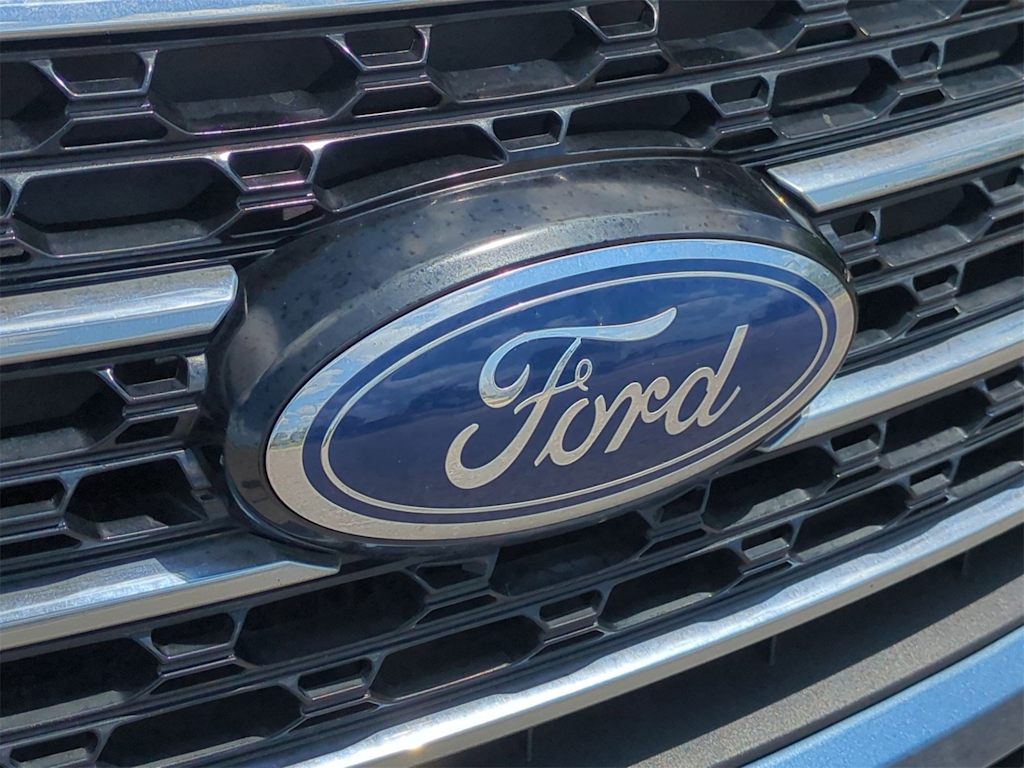 Thumbnail: 2020 Ford Explorer - 33