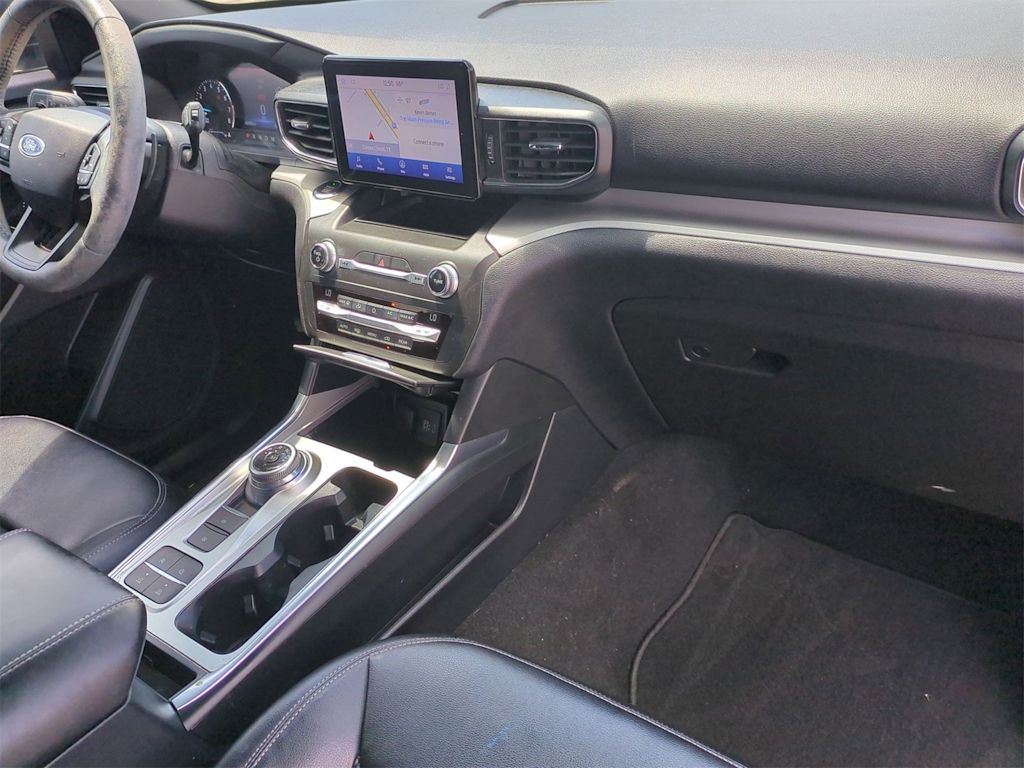 Thumbnail: 2020 Ford Explorer - 14