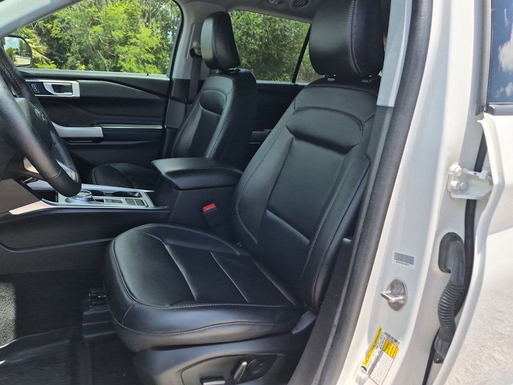 Thumbnail: 2023 Ford Explorer - 11