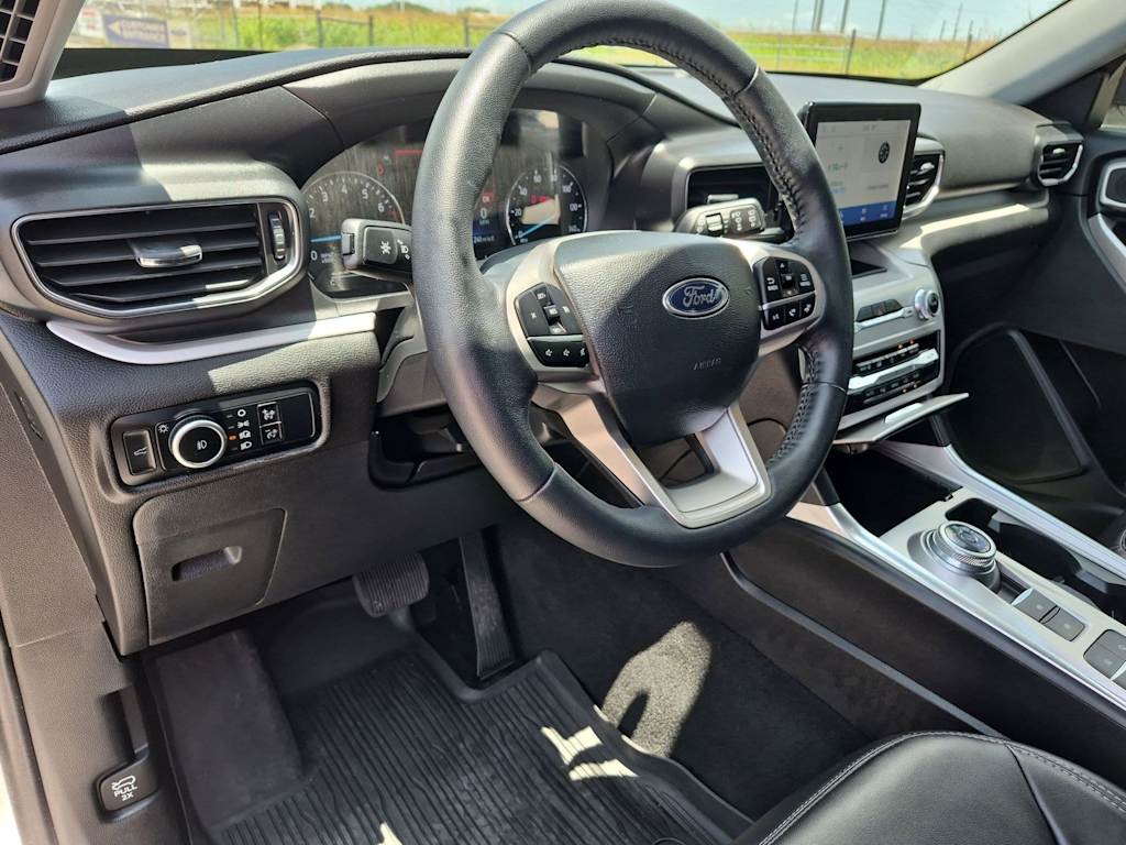 Thumbnail: 2023 Ford Explorer - 2