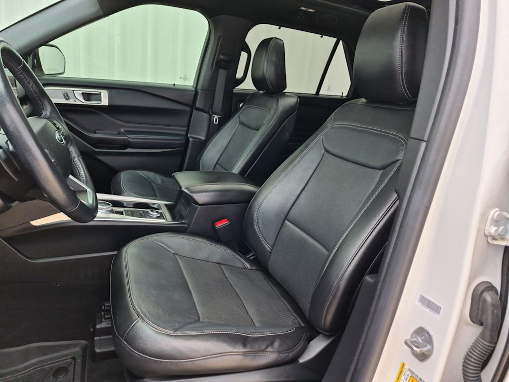 Thumbnail: 2020 Ford Explorer - 11