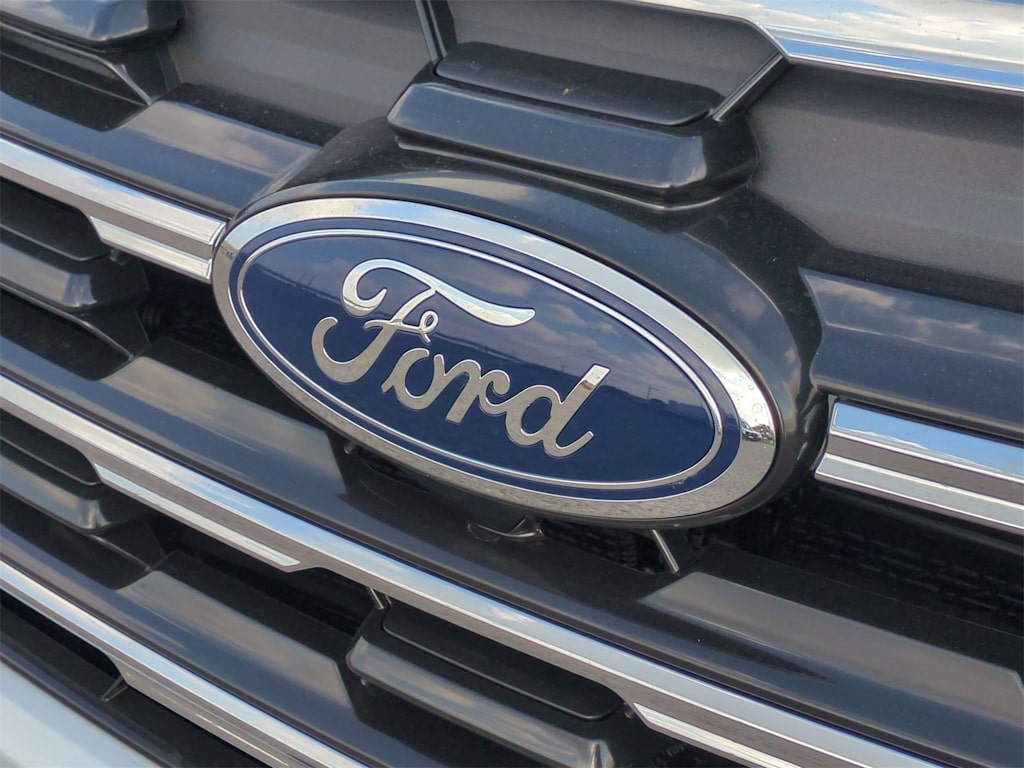 Thumbnail: 2025 Ford Explorer - 7