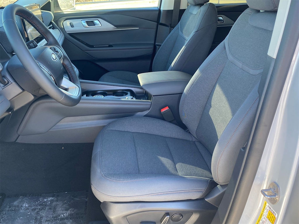 Thumbnail: 2025 Ford Explorer - 11