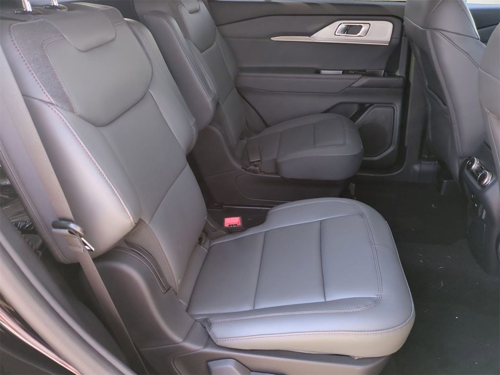 Thumbnail: 2025 Ford Explorer - 33