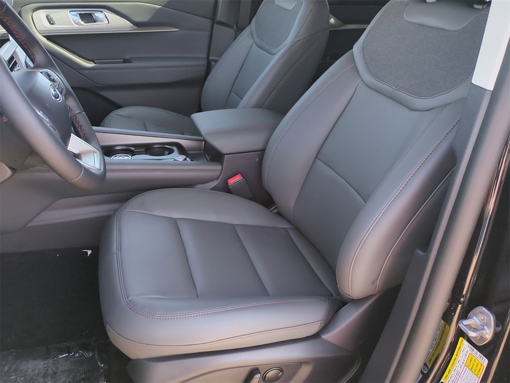 Thumbnail: 2025 Ford Explorer - 11