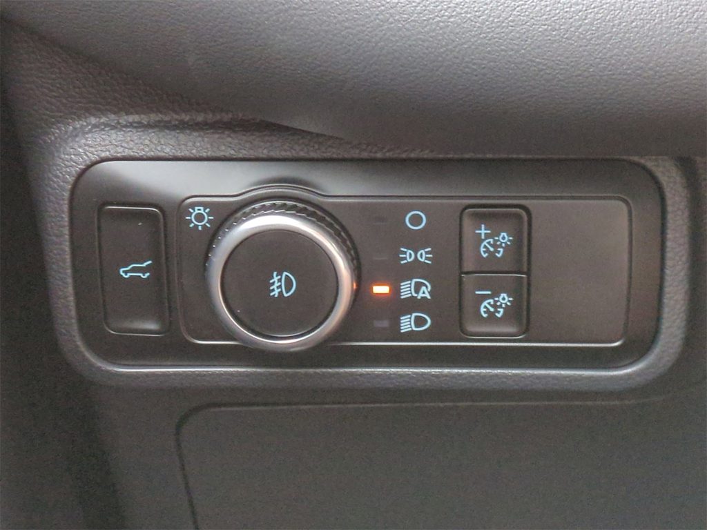 Thumbnail: 2025 Ford Explorer - 29