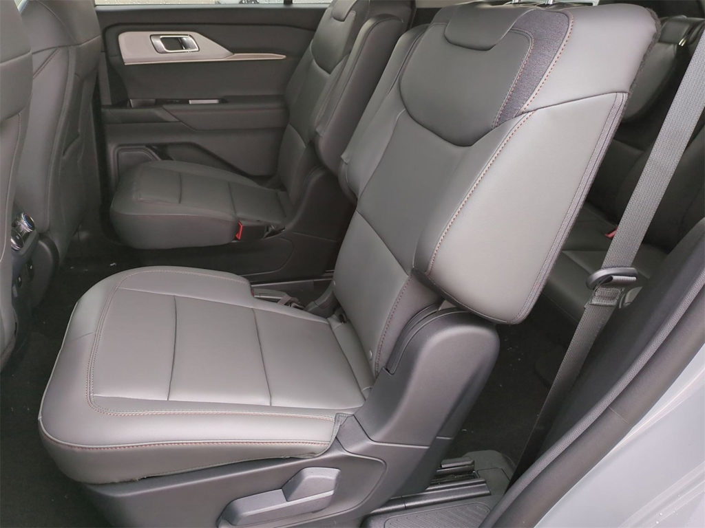 Thumbnail: 2025 Ford Explorer - 13