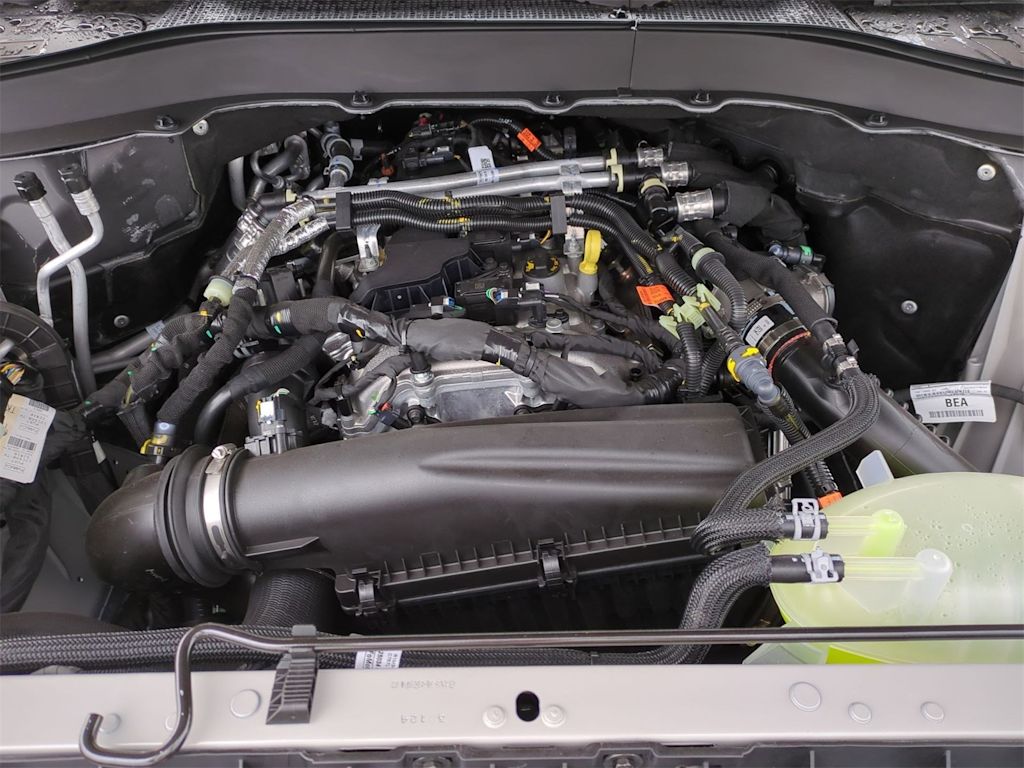 Thumbnail: 2025 Ford Explorer - 9