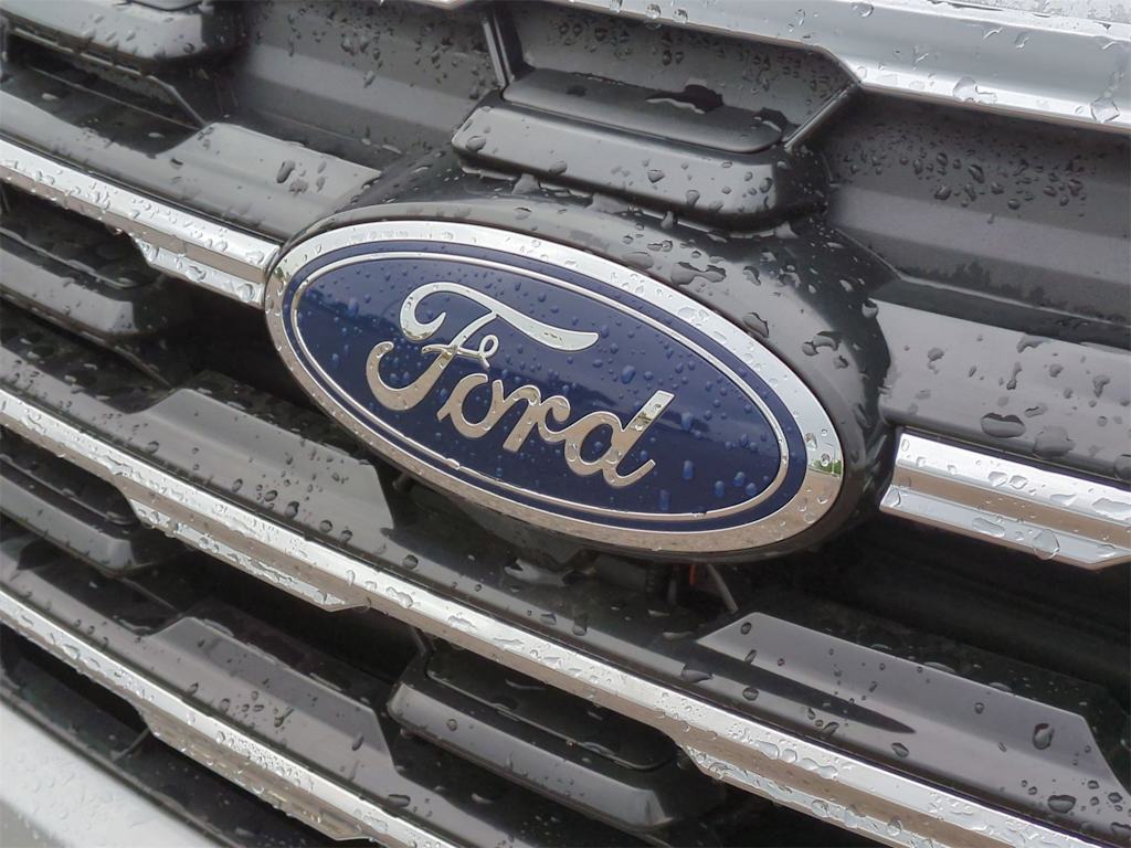 Thumbnail: 2025 Ford Explorer - 7